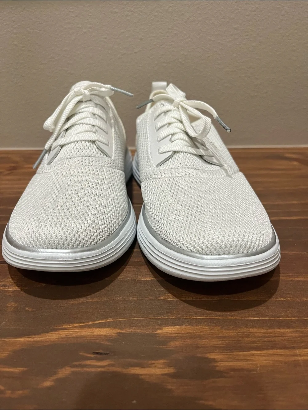 Cole Haan Grandsport Lace Up Tennis Shoe Womens Size 8 W23315 White Snake